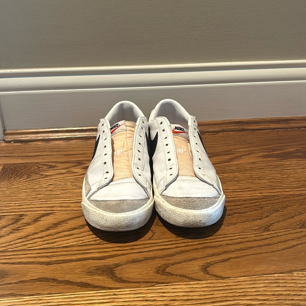 Low cut Nike blazers